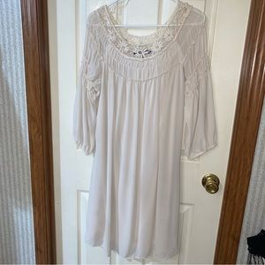 Heartsoul Plus Hippie Daisy Bell Sleeved White Dress 1X